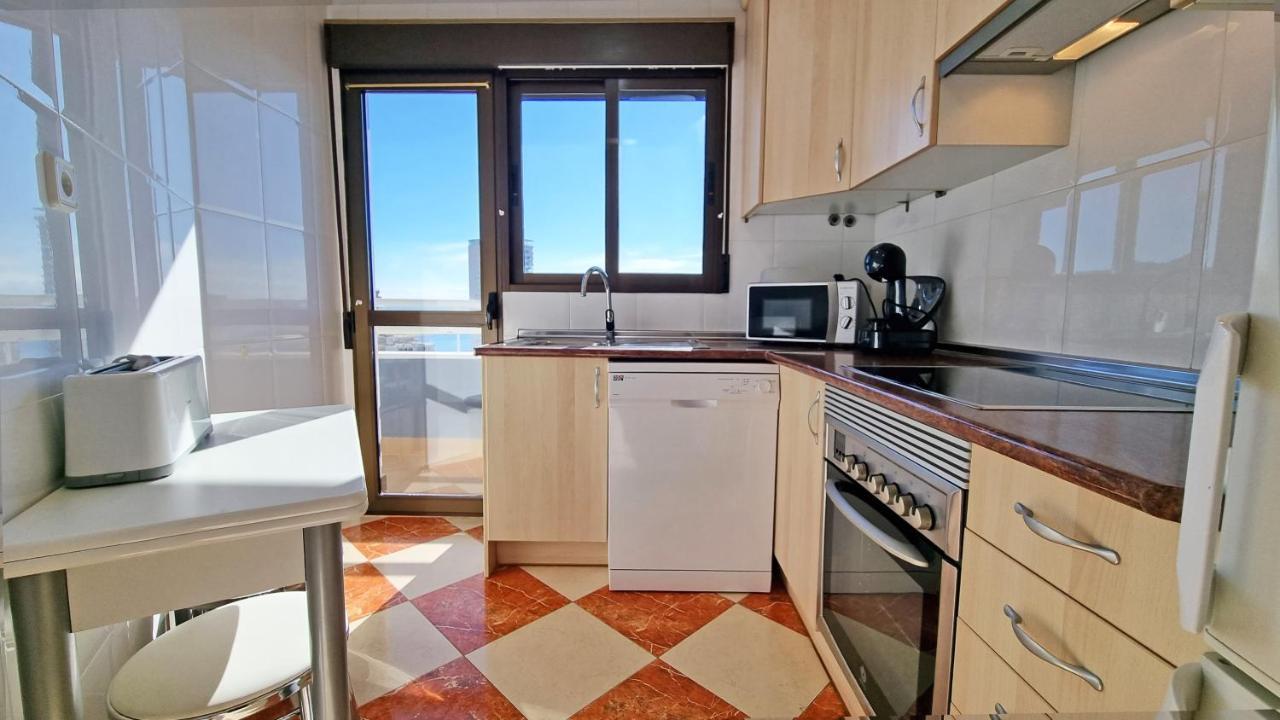 En El Centro De Benidorm Y Con Vistas Al Mar Apartment Exterior photo
